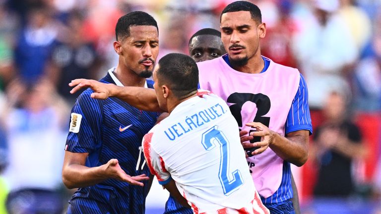 2026年世界杯:巴拉圭0-1法国 - 基利安·姆巴佩与梅西并列七球,法国晋级八强