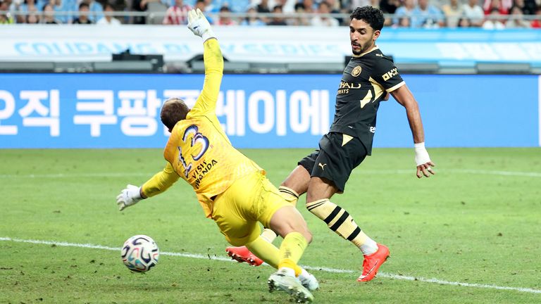 曼城3-1马德里竞技:安托万·塞门约两次助攻,奥马尔·马尔穆什和拉扬·艾特·努里为恩佐·马雷斯卡的球队在首尔再添进球